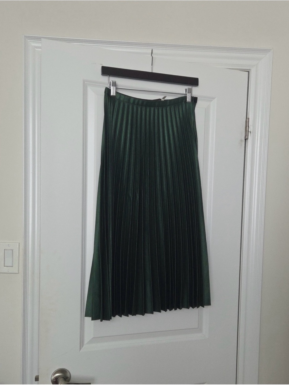 Dark Green Pleated Midi Skirt